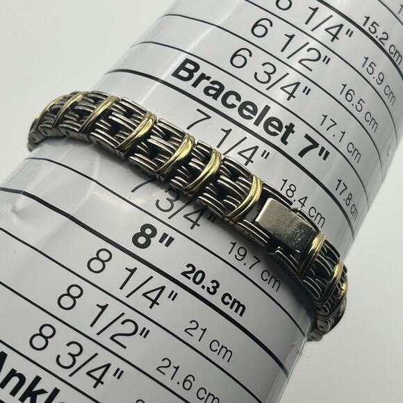 Vintage Citizen Two Tone Stainless Steel Crystal Bezel Watch Working New Battery - Picture 7 of 7